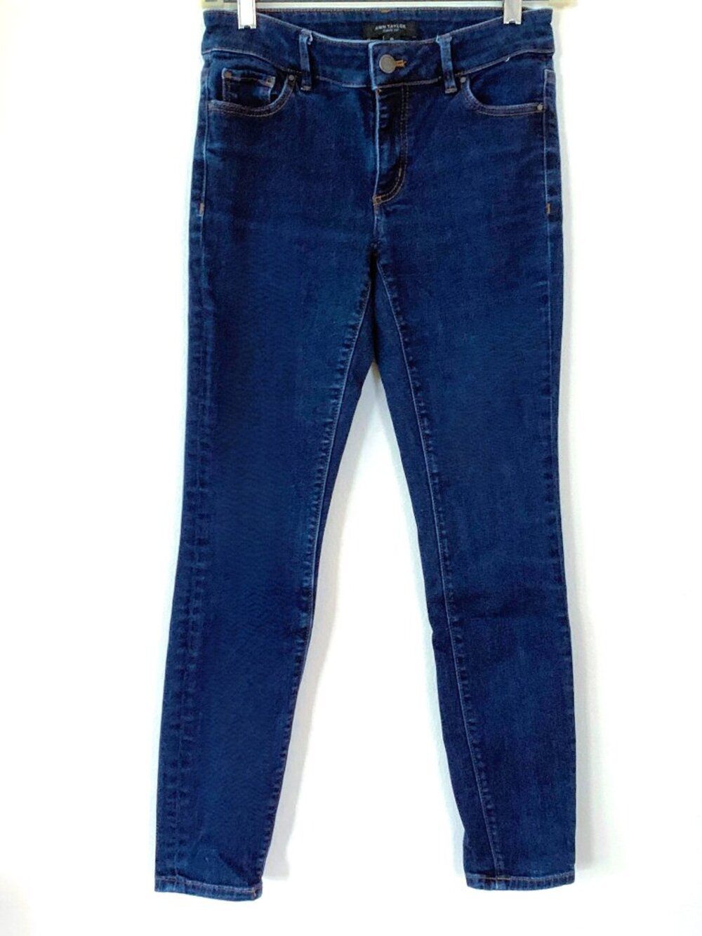 Ann Taylor Curvy Fit Skinny Jeans – Dark Wash, Mid Rise, Size 00